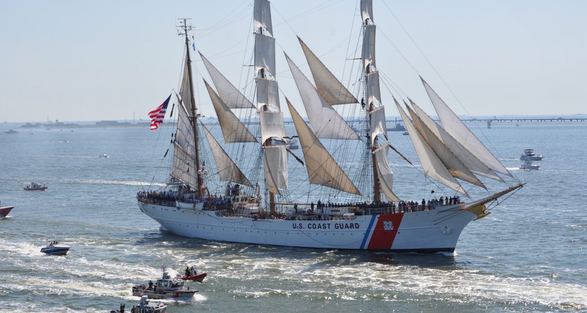 America welcomes the tall ships of the world to the Port of New York and New Jersey for a universal celebration of America's 250th anniversary. Photo: Sail 4th 250