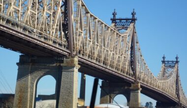 2 Killed After Colliding On Bike Path On Queensboro Bridge