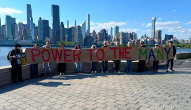Small group of western Queens residents takes part in nationwide May Day Strong calling for ‘Workers over Billionaires’ – QNS