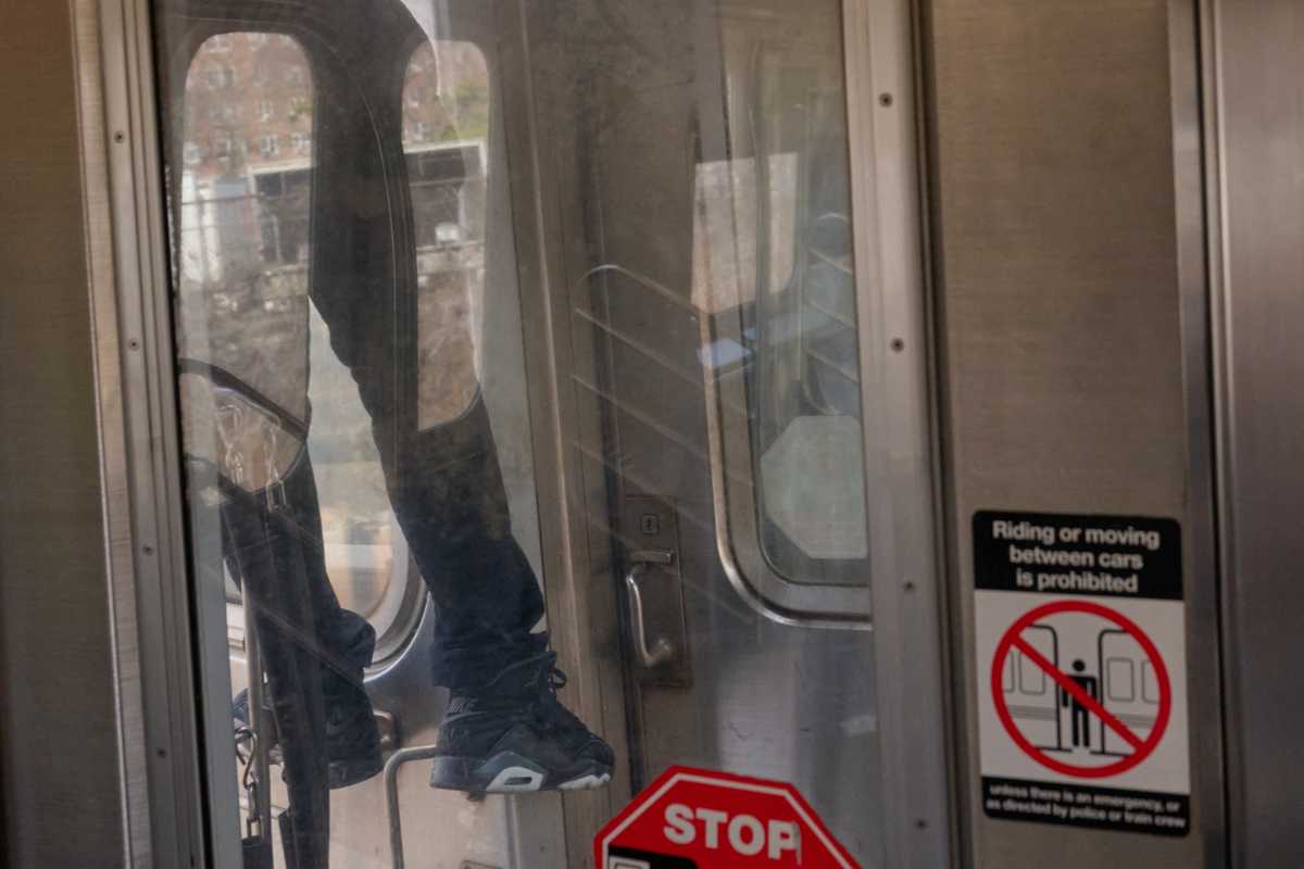 Editorial | Stopping subway surfing is a team effort