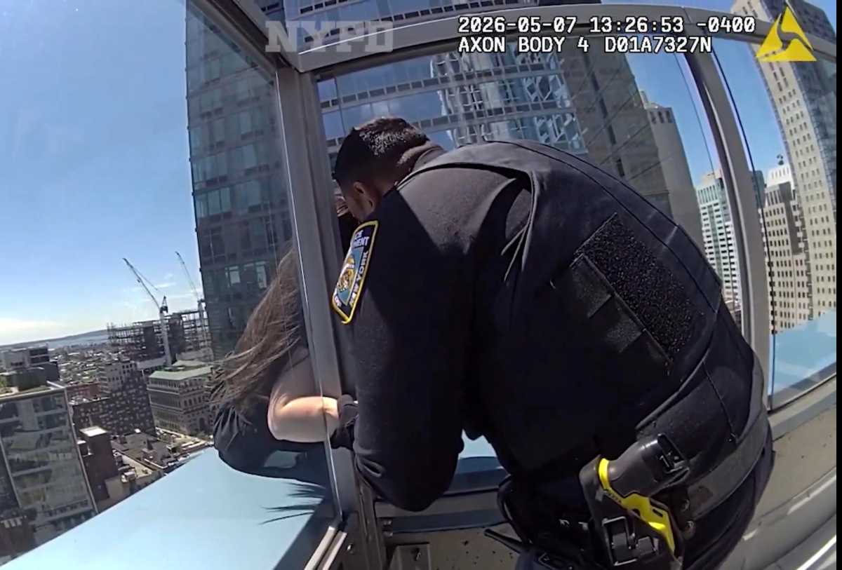 Brooklyn cops recount the harrowing moment they rescued woman dangling from 30-story high-rise