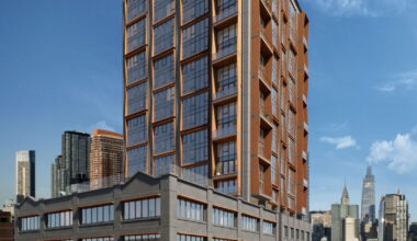 Waterfront tower tests demand in Queens as neighborhood gears up for housing boom