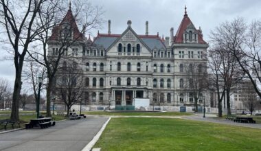New York housing advocates want tenant protections for renters