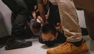 Federal judge bans most ICE arrests in New York immigration courts