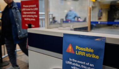 Strike deadline looms for Long Island Rail Road