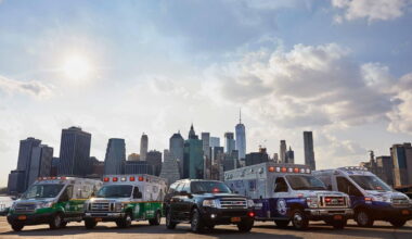 Man steals RCA ambulance in Bronx, crashes into car after driving off from dispatch office