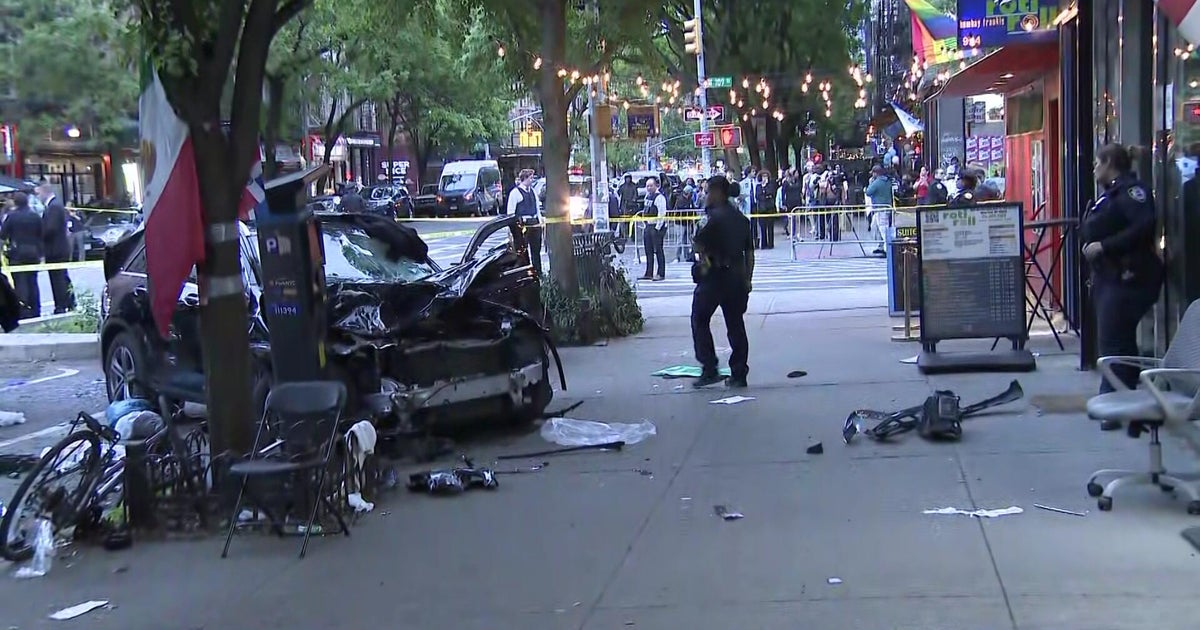 Driver in Upper West Side crash charged with DWI, manslaughter after pedestrians' deaths, NYPD says