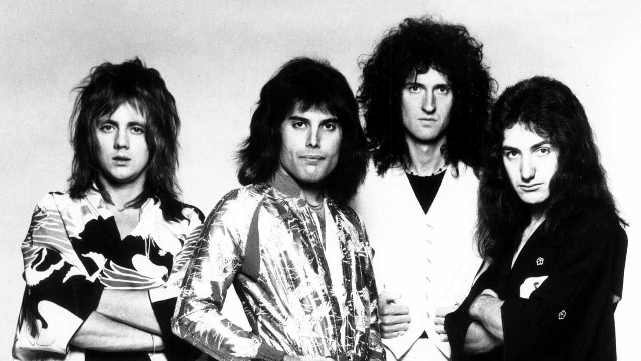 Queen in 1975, studio portrait
