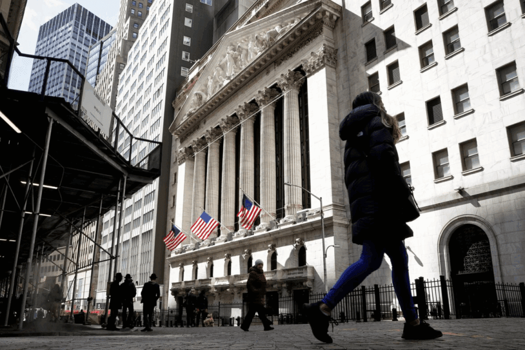 NEWS: New York prosecutors to offer more lenient deals for self-reported fraud