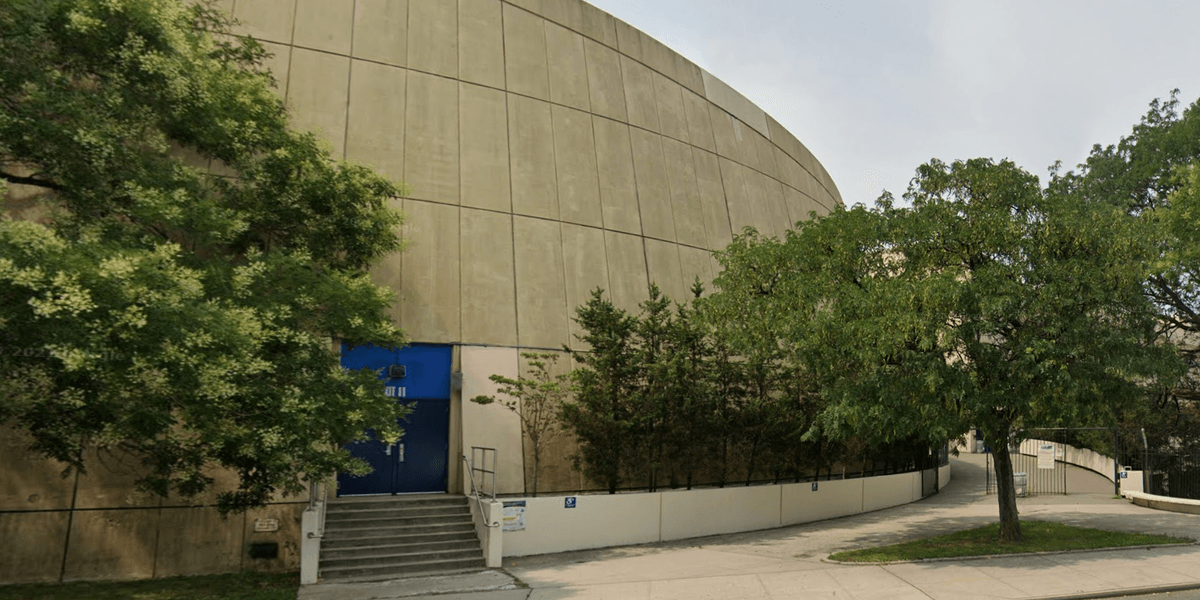 Woman, 28, impersonated student at NYC high school for 2 weeks before arrest