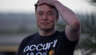 Elon Musk Becomes World’s First Trillionaire as SpaceX Stock Begins Trading