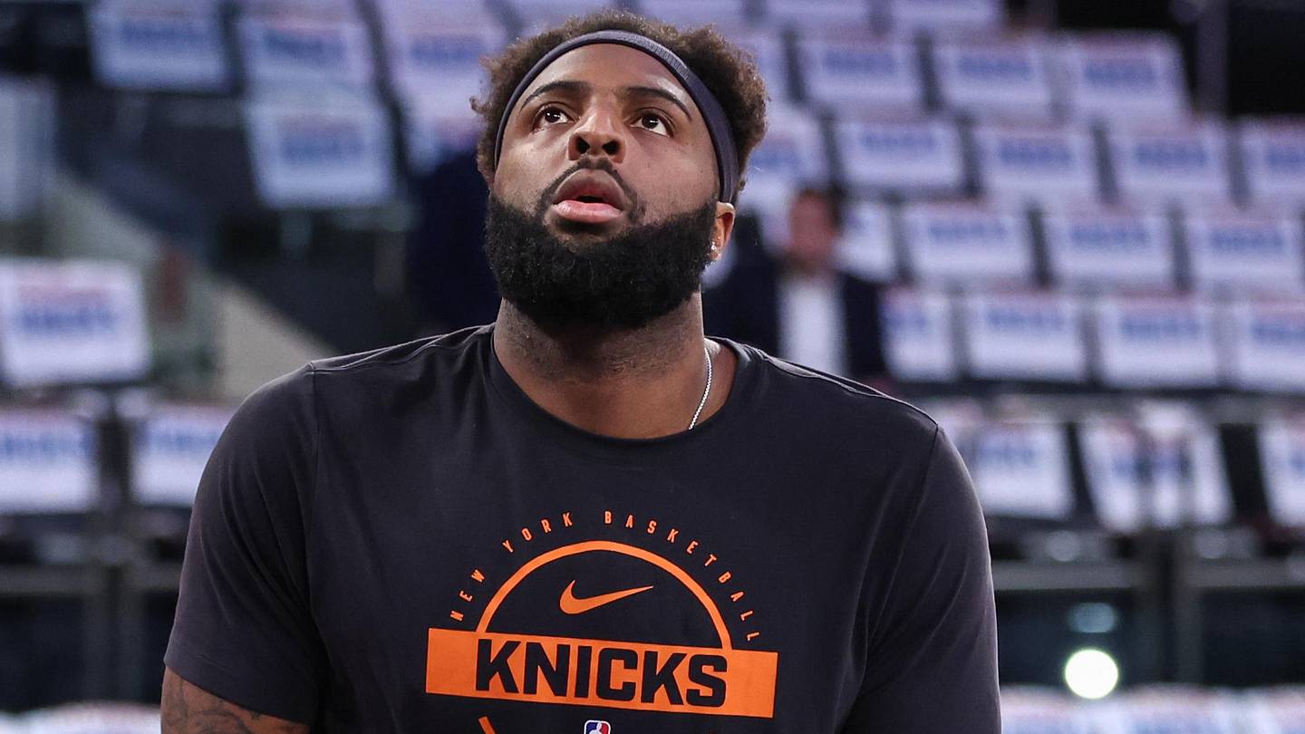 Brooklyn Nets Reportedly Interested in Mitchell Robinson