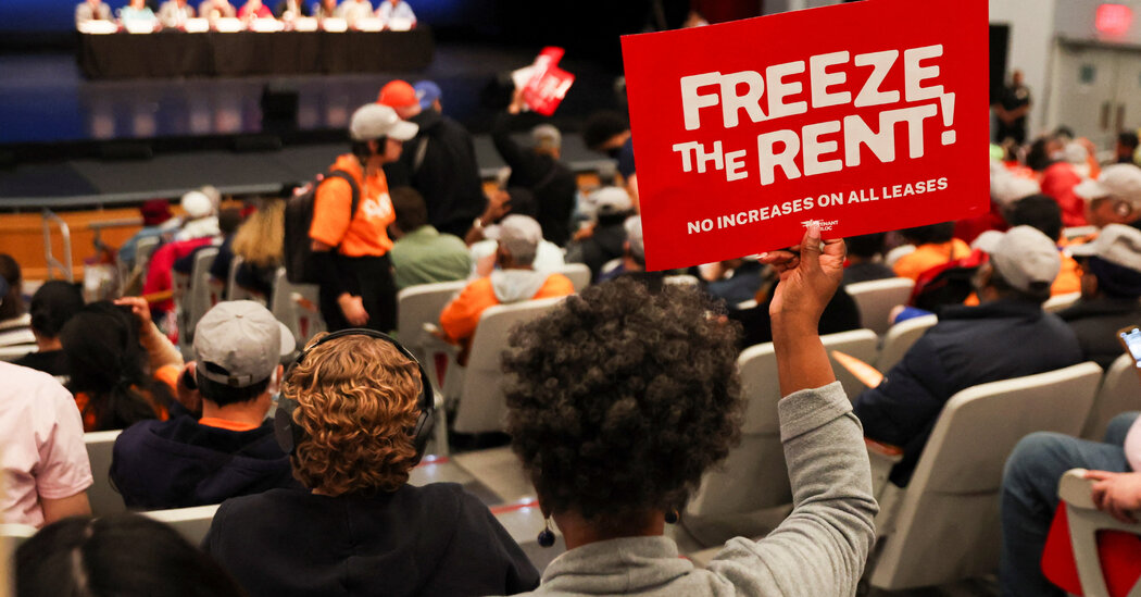N.Y.C. Rent Freeze Wouldn’t Spell Doom for Most Landlords, Report Says
