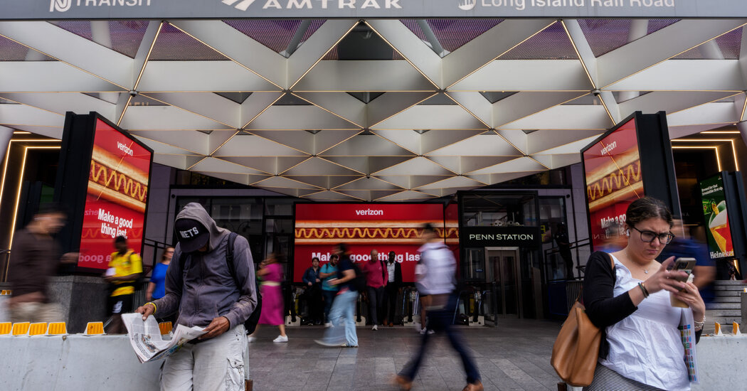 World Cup Commute by the Numbers: Not Many Options, Few of Them Cheap