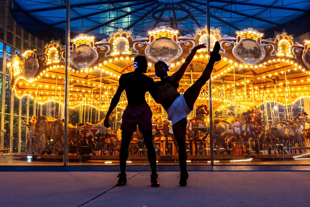 A first-of-its-kind 75-minute outdoor silent disco ballet is taking over the cobblestone streets of Brooklyn this summer 