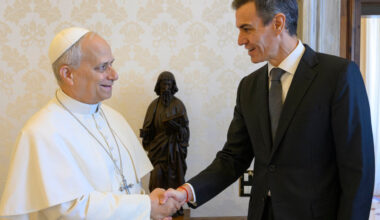 One Is the Pope, the Other an Atheist. They Both Oppose Trump.