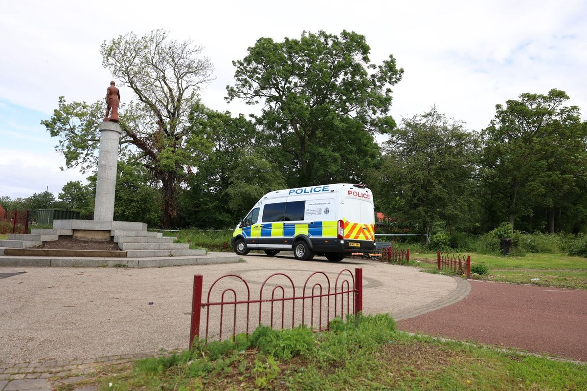 Police cordon in Walker Park