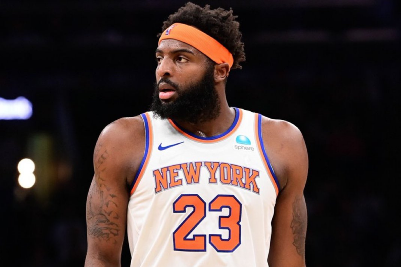New York Knicks Hit With Major Mitchell Robinson Update Ahead of Game 2 vs. San Antonio Spurs