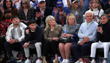 Martha Stewart Crowned 'Queen of New York' at Knicks Championship Parade Celebration