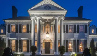 From Manhattan Penthouse to Private Estate: The Pied-à-Terre Tax Effect