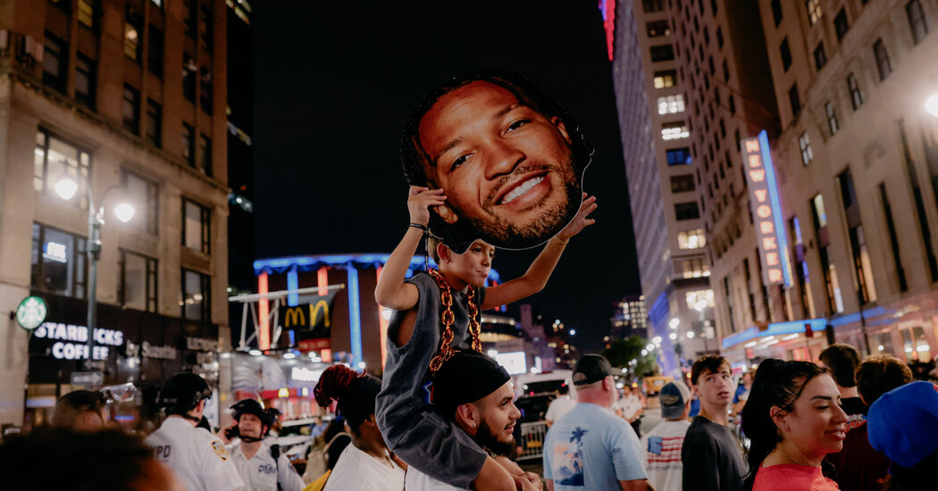 Knicks Fans Greet Game 4 Win With Chaotic Energy