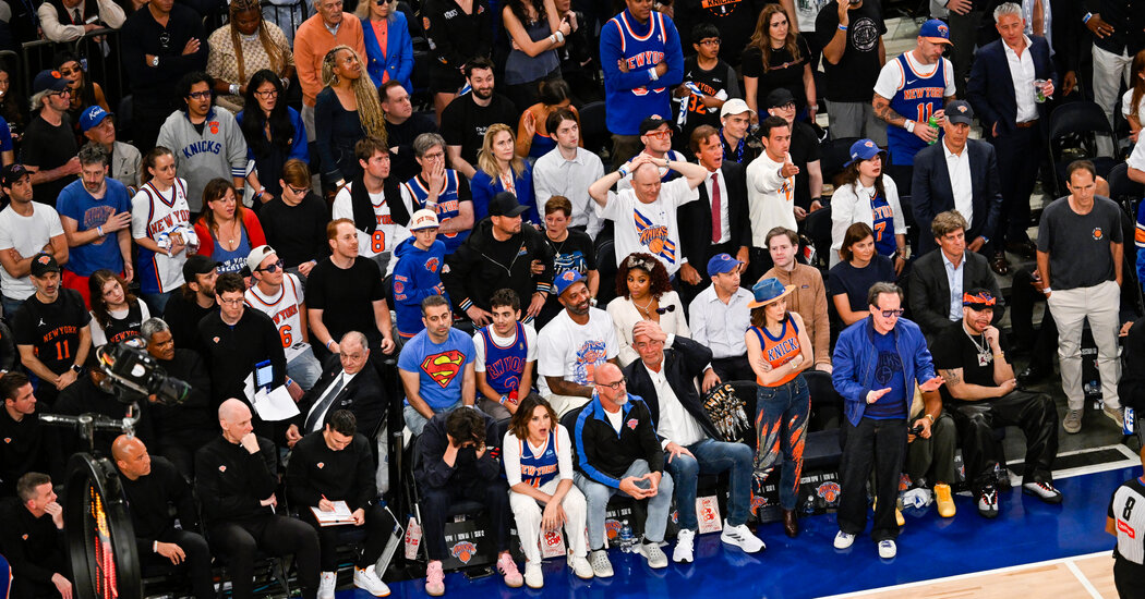Need Last-Minute Courtside Knicks Tickets? Having a Luxury Lifestyle Adviser Helps.