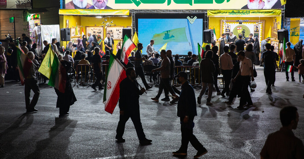 Iran War Live Updates: Trump Threatens to Seize Kharg Island as U.S.-Iran Strikes Continue
