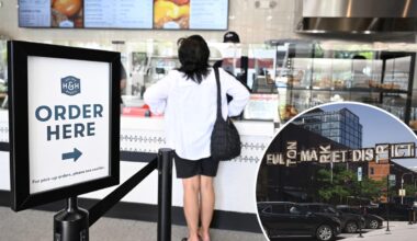 Iconic NYC bagel shop H&H is opening in Chicago
