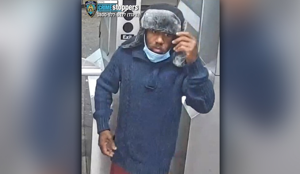 Man, 63, shoved onto Queens subway tracks in unprovoked assault