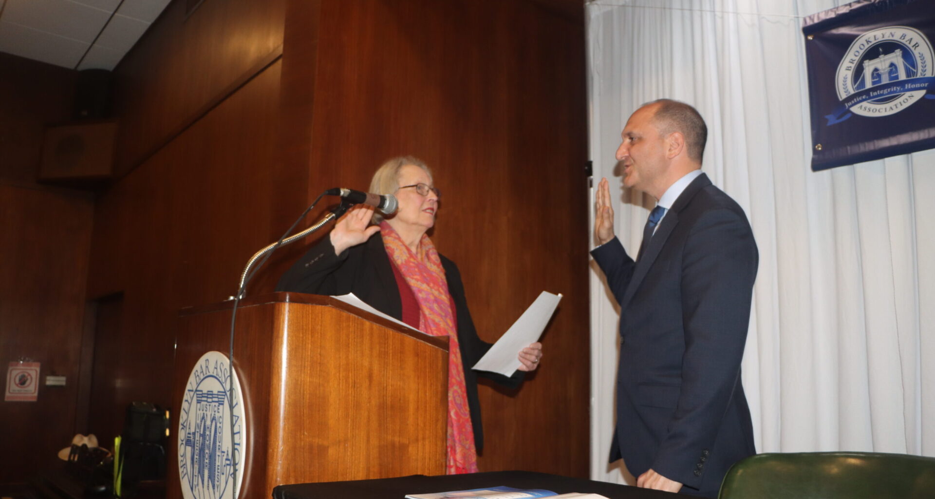 Dan Antonelli, Esq. being sworn in as president of the Brooklyn Bar Association by Hon. Nancy T. Sunshine, Kings County clerk and commissioner of jurors. Photo: Mario Belluomo/Brooklyn Eagle