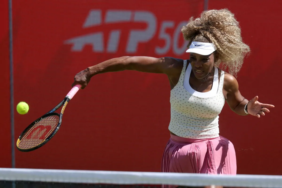 Serena Williams' Comeback at Queen's Club is Over after Injury to Doubles Partner