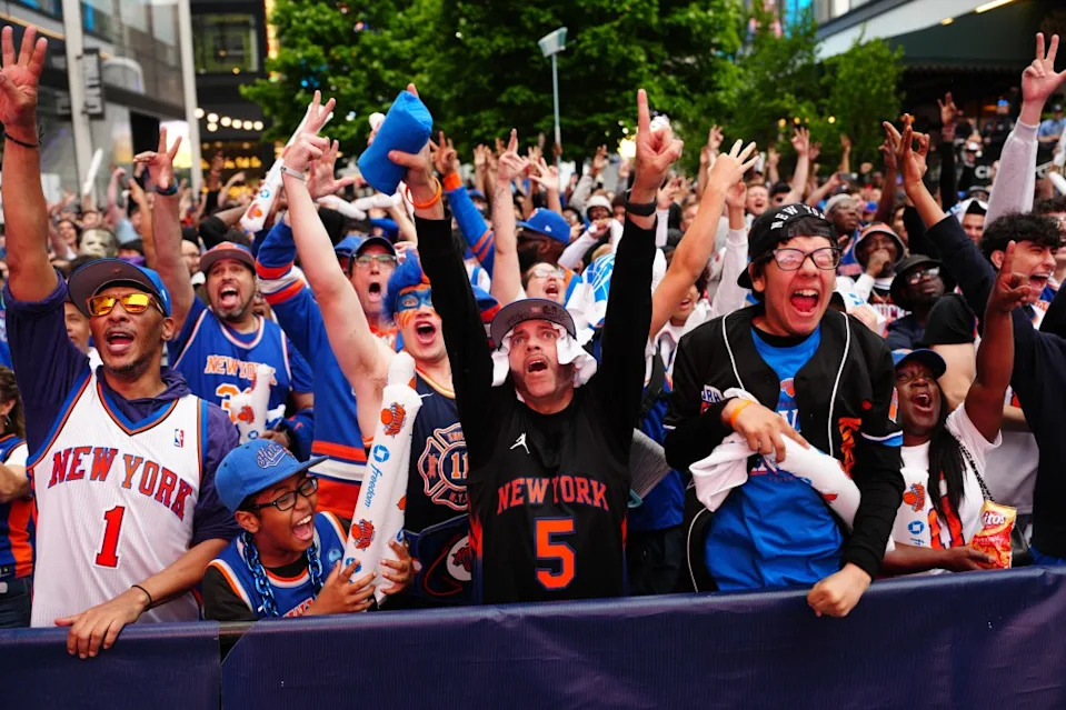 The MSG watch party is back on, to the delight of fans. James Keivom for NY Post