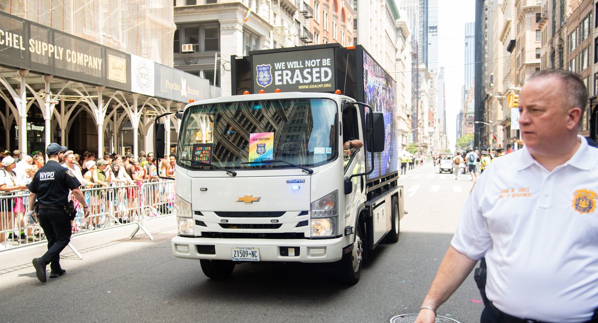 Gay officers group to skip NYC Pride March over no-weapons policy