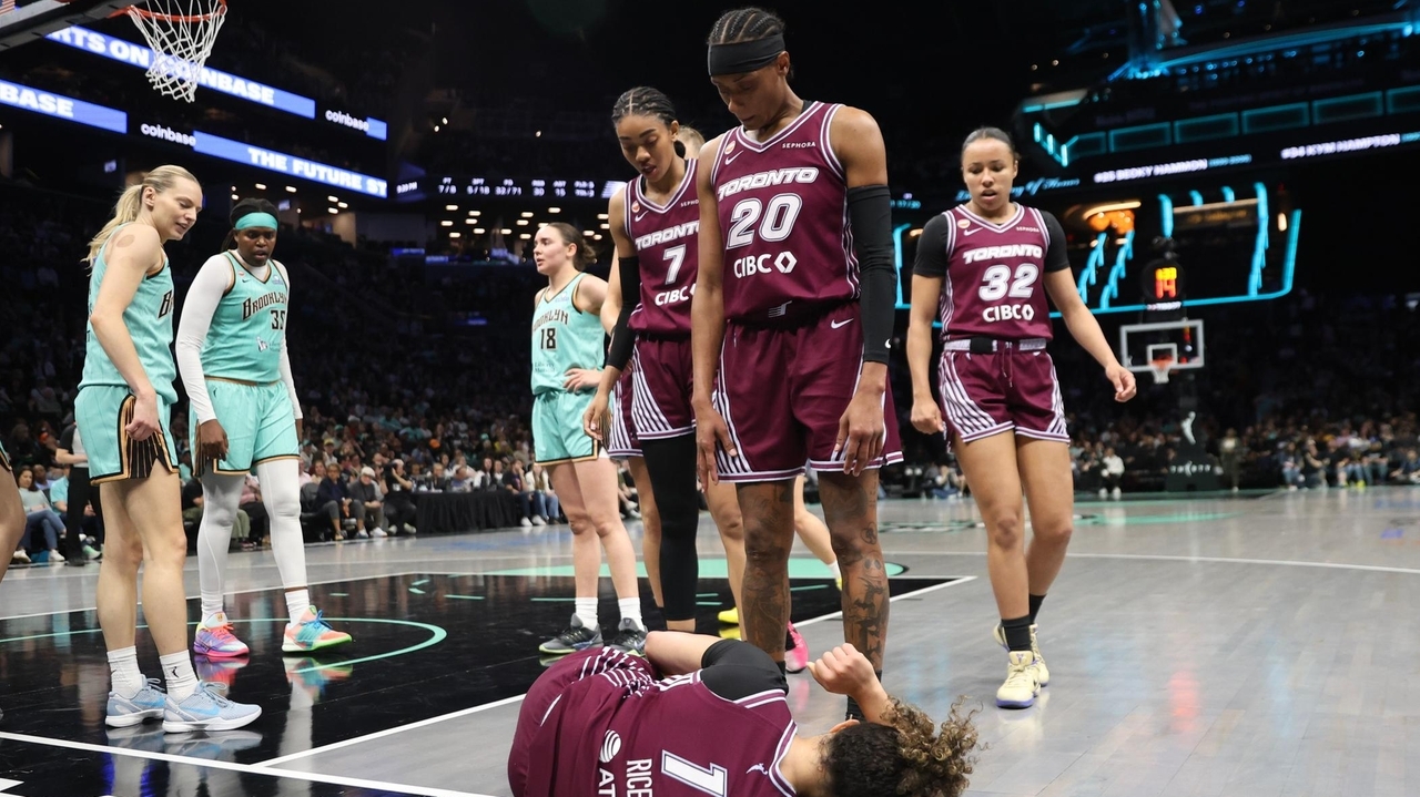 Toronto rookie Kiki Rice limps off late with injury vs New York Liberty, no immediate update