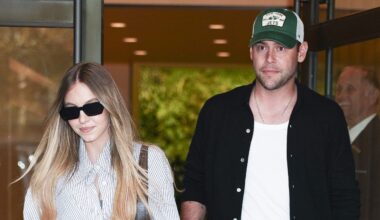 Scooter Braun, Sydney Sweeney bike to Times Square on late-night date