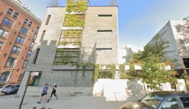 Brooklyn homeowner will take Anthropic stock as payment