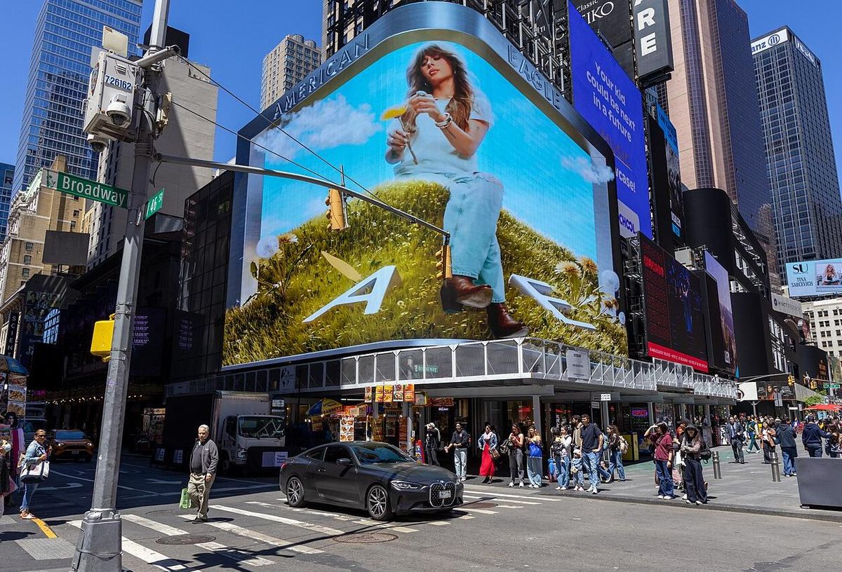 Ulta To Open $400M, 4-Story Times Square Flagship