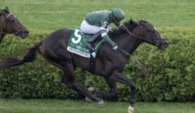 Deterministic breaks Saratoga track record in repeat Manhattan win