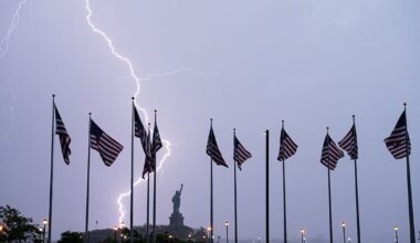 Storms leave over 75,000 without electricity across Tri-State area