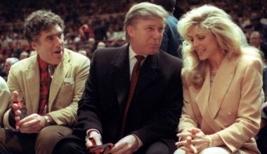 Donald Trump, Knicks fan, heads back to New York to root on his team