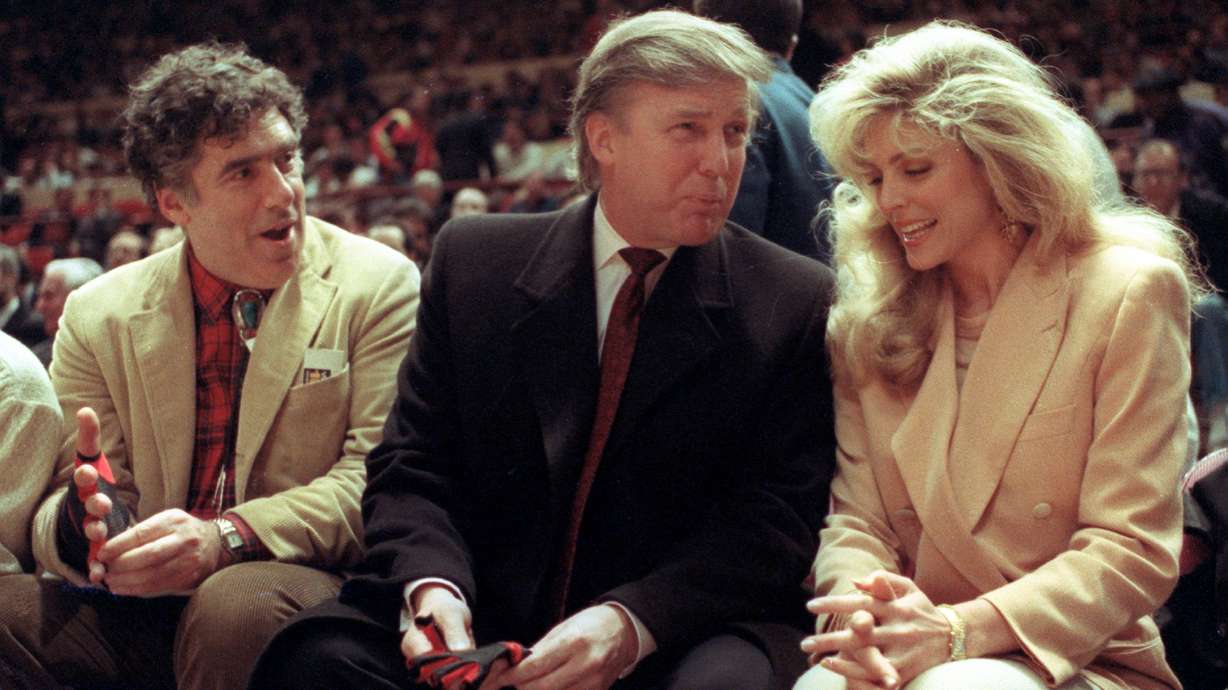 Donald Trump, Knicks fan, heads back to New York to root on his team