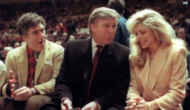 Donald Trump, Knicks fan, heads back to New York to root on his team