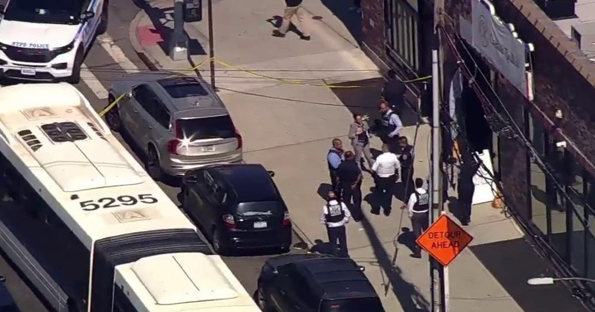 Search for gunman after man shot to death while riding Bronx bus