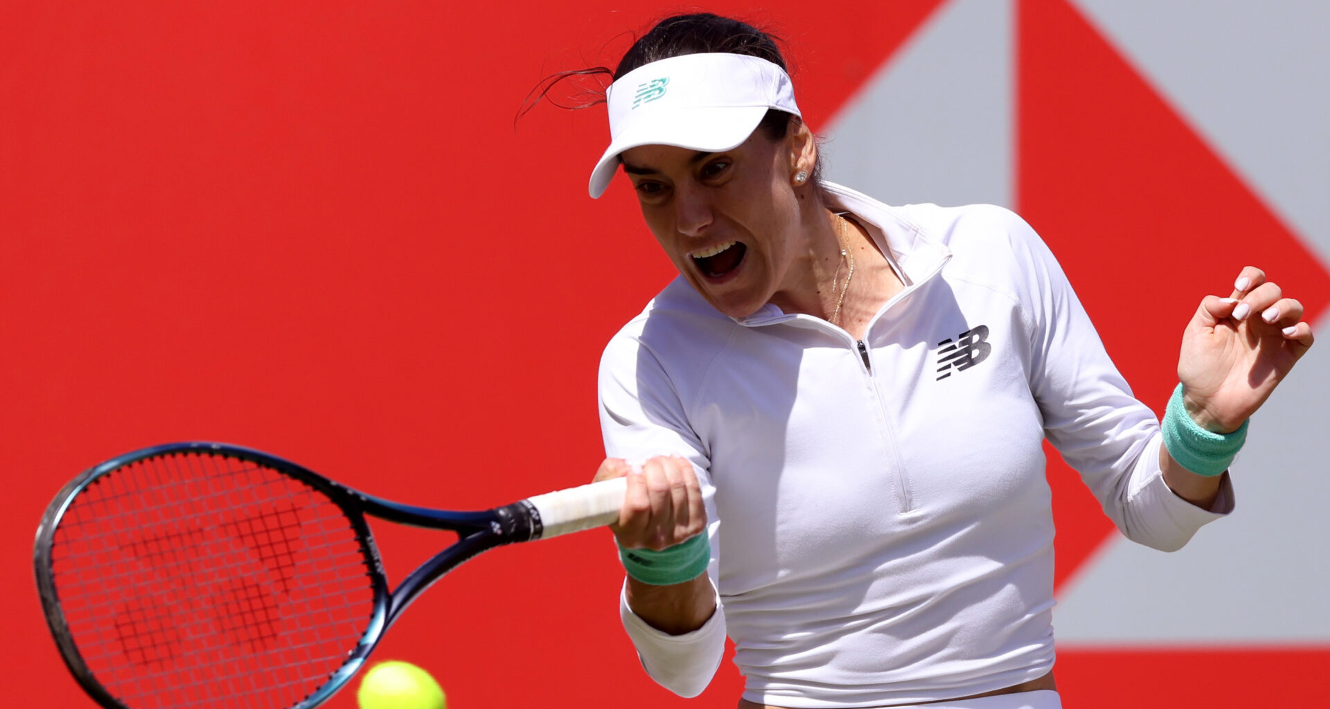 Cirstea battles past qualifier Inglis in three-set Queen's first round