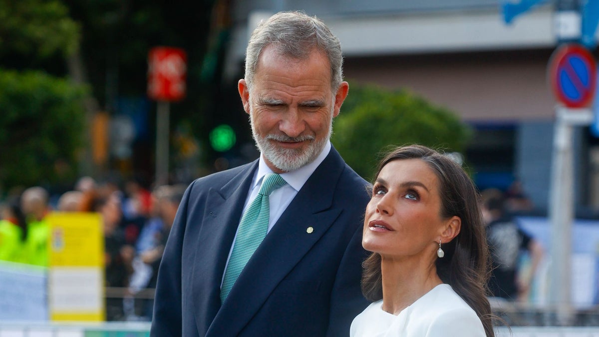 King Felipe, Queen Letizia and the Pope celebrate Gaudí’s dream at Sagrada Família