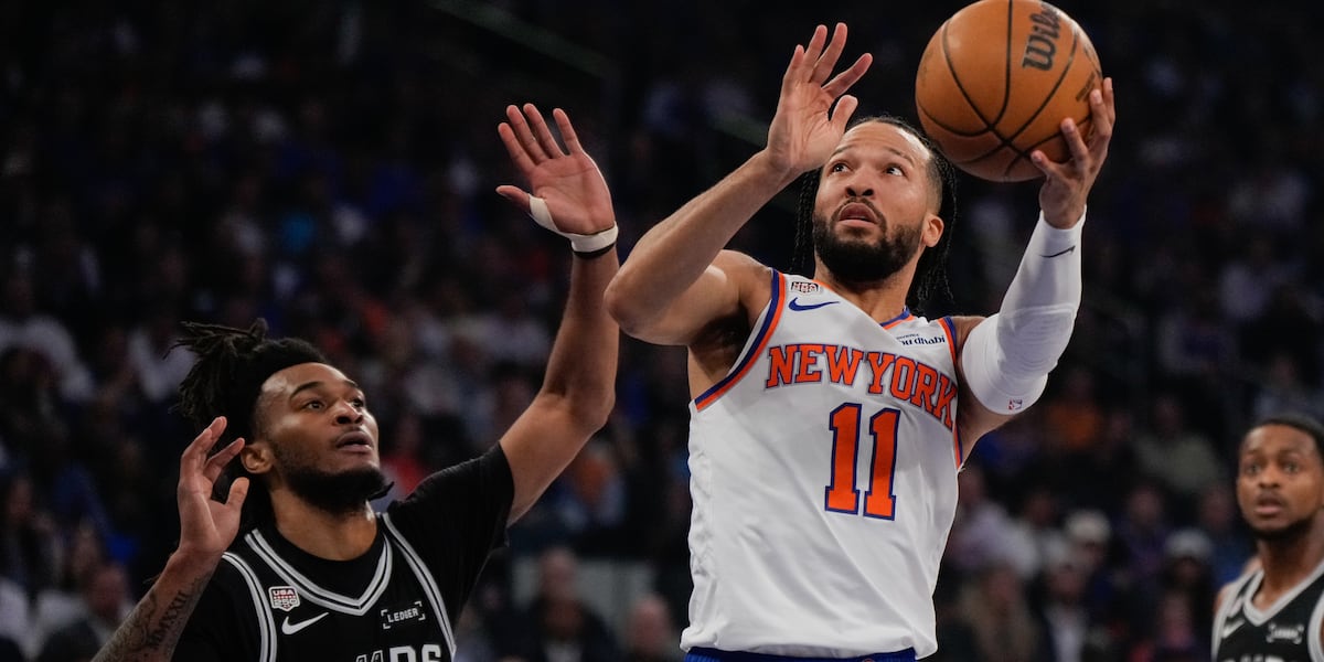Knicks rally from 29 points down to beat Spurs 107-106 for 3-1 NBA Finals lead