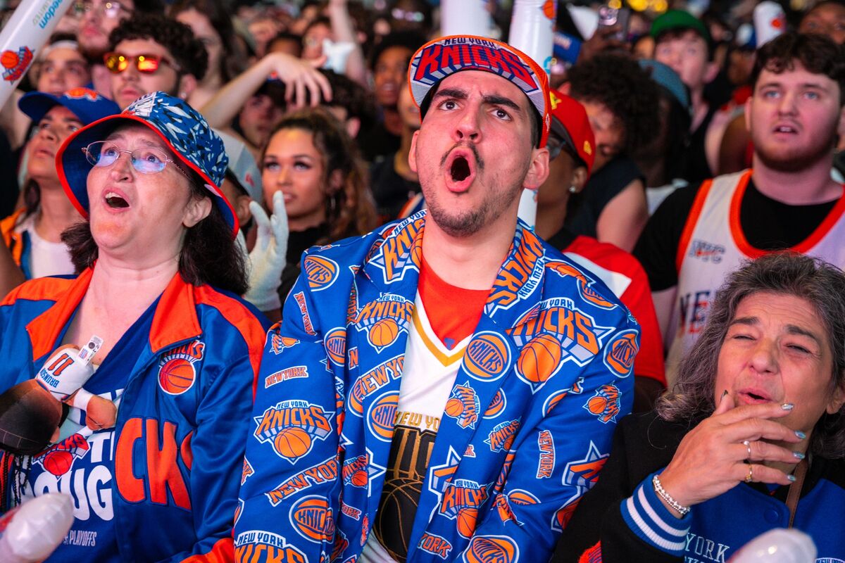 Knicks Fans Are Subsidizing Seats They’ll Never Afford at MSG