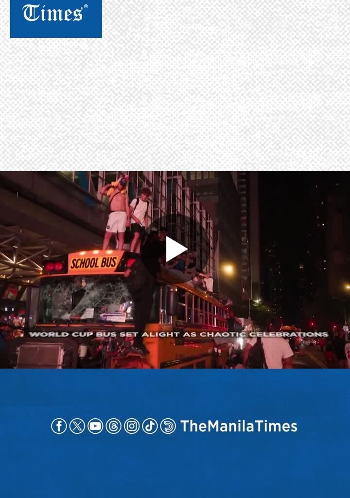 World Cup bus set alight as chaotic celebrations erupt in Manhattan after Knicks win A World Cup bus was set alight and a teenager suffered a gunshot wound during chaotic scenes in Midtown Manhattan…