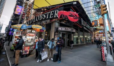 When and Why Did the Red Lobster in Times Square Close?