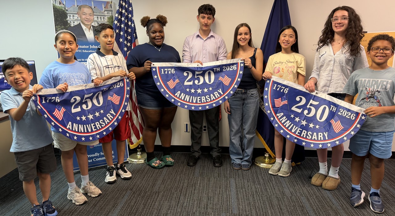 Liu Announces Contest Winners - Queens Gazette